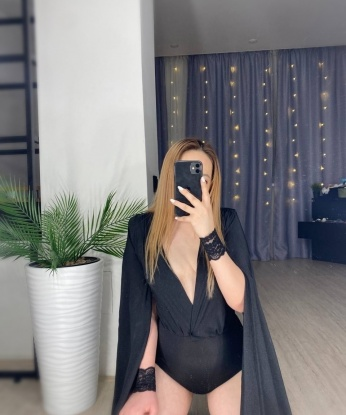 У меня есть все, чтобы превратить твои фантазии в реальность. 🌟 Мои услуги - настоящее удовольствие, которое наполнит тебя энергией и страстью. 💋 Я умею создать атмосферу, где ты почувствуешь себя особенным и желанным. Мои возможности безграничны, и я готова подарить тебе незабываемые моменты нашей встречи. 🌹 Живописные восторги и страстные эмоции гарантированы! Мои фото 100% реальны, что подтверждают отзывы моих довольных клиентов. 📸 Если хочешь окунуться в мир наслаждения и искушения, то я именно та, о которой ты мечтаешь. Сделай шаг к моей двери и открой новые грани удовольствия. Жду твоего звонка! 📞💫 360, 29 лет